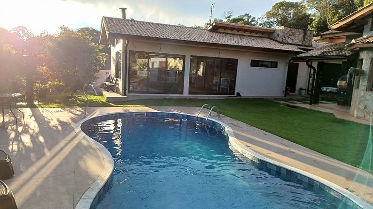 Chácara em Condomínio Fechado
